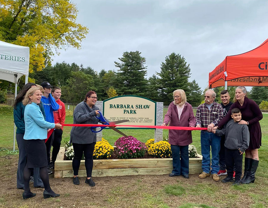 On October 5, Mayor Joyce Craig was among those cutting the ribbon on the newly rededicated Barbara Shaw Park, in Manchester, NH, in memory of Barbara Cartier Shaw ’64.
